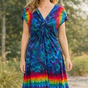 Gorgeous & Vibrant Tie-Dye Dress 🌈☮️